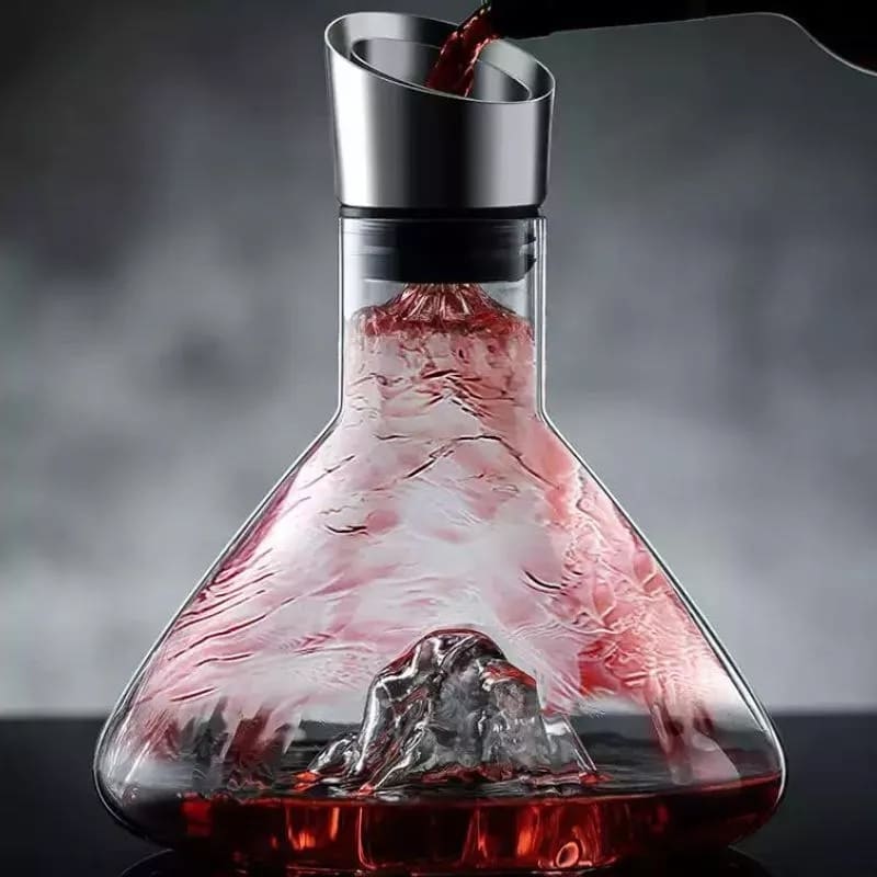 carafe cadeau pour vin rouge de luxe avec pic de montagne à l'intérieur