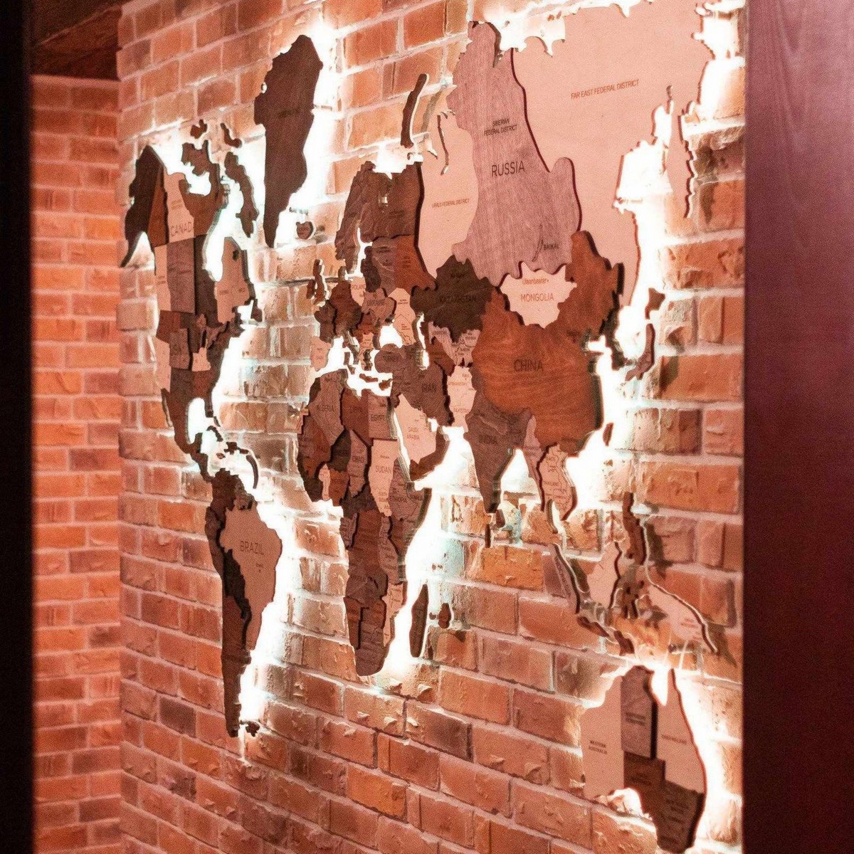 Carte du monde en bois - éclairage LED
