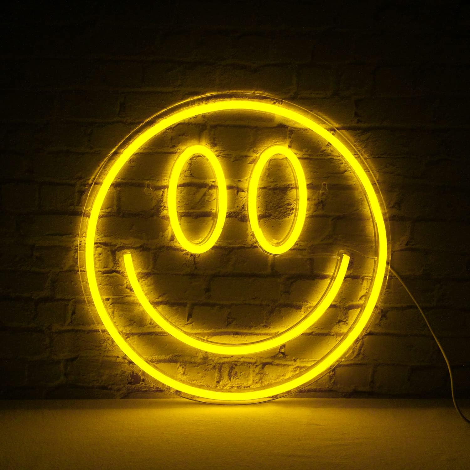 Enseigne au néon LED Smiley au mur