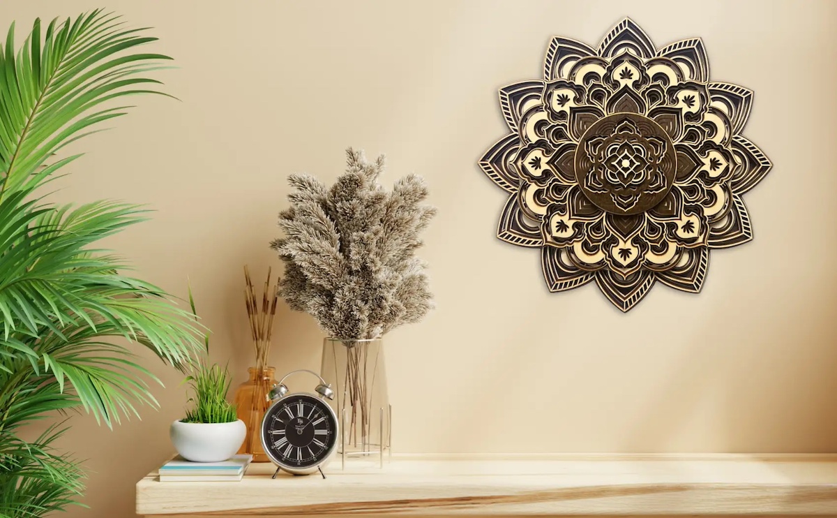 Mandala en bois sur le mur 3D - Rose en bois